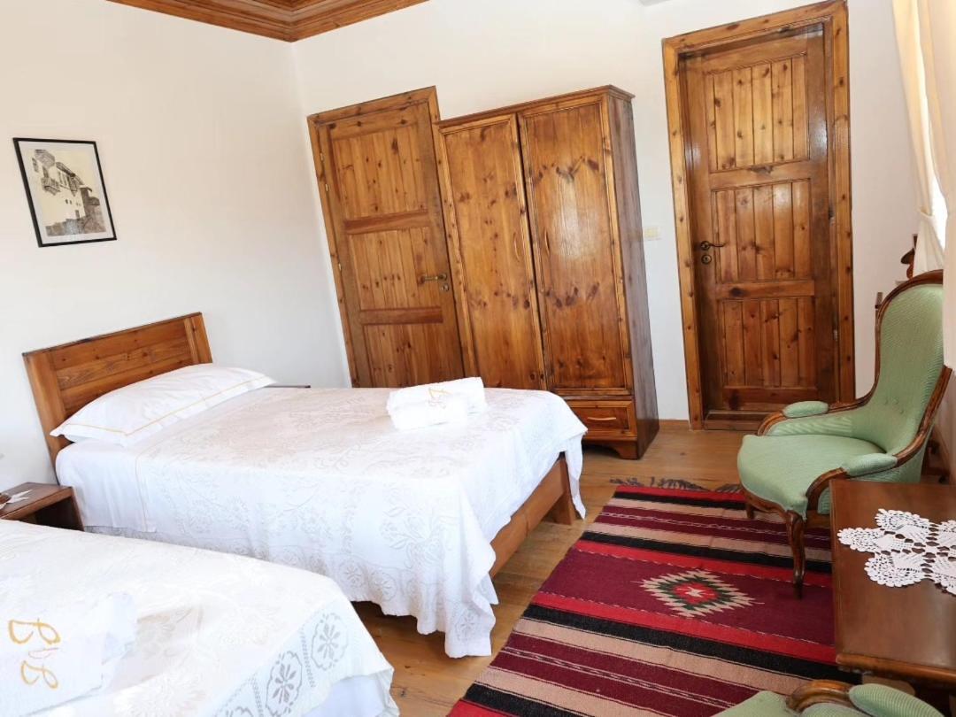 Guest House J.Prifti Berat Eksteriør billede