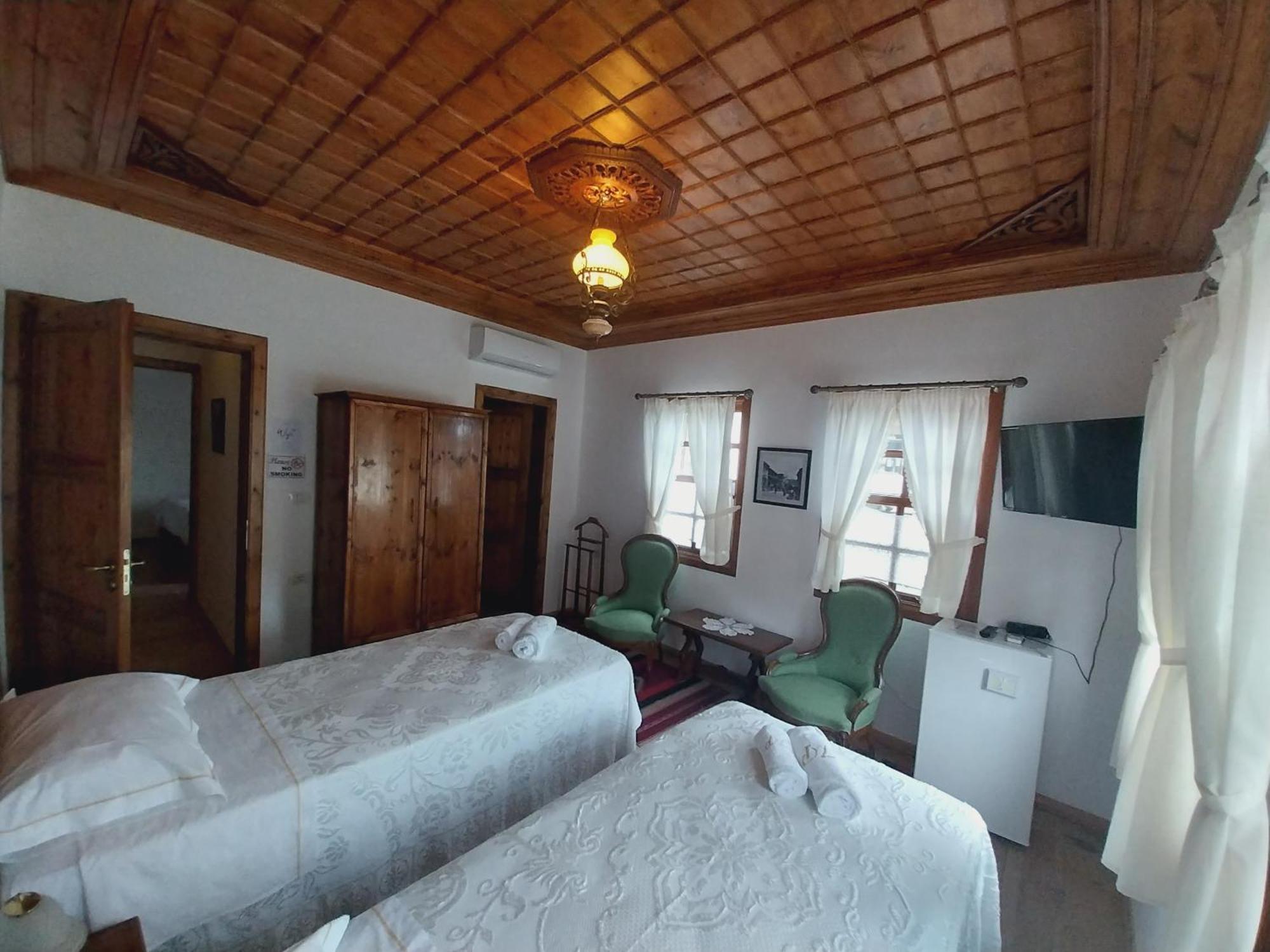 Guest House J.Prifti Berat Værelse billede